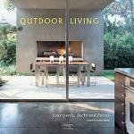 Outdoor Living Spaces:Courtyards,Patios and Decks